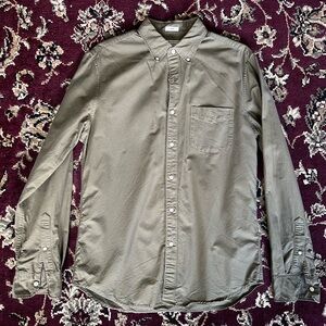 J. Crew Men’s Olive Green Button-Down Shirt size Medium